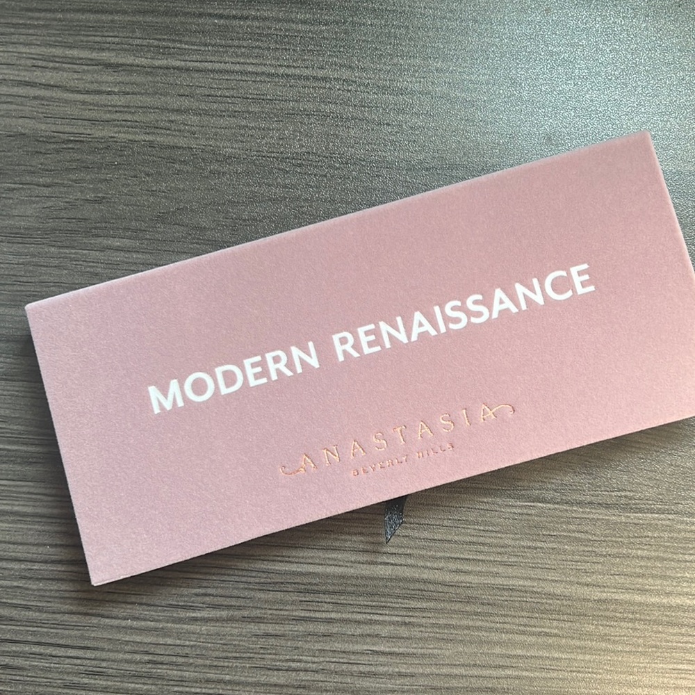 BNIB Modern Renaissance ABH